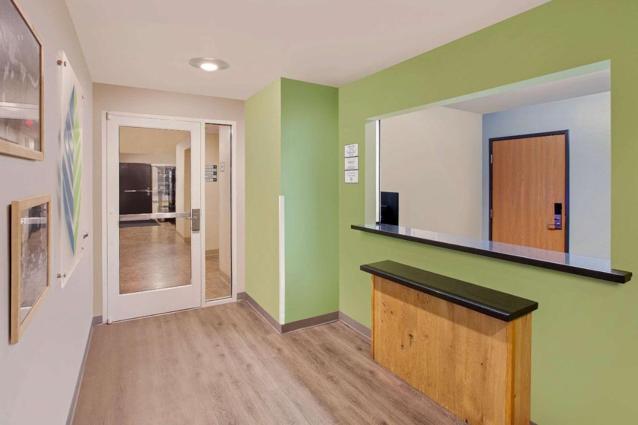 Woodspring Suites 파 외부 사진